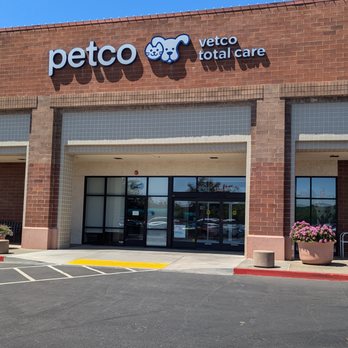 Petco - Pet Stores Near Me - Fairfield, California