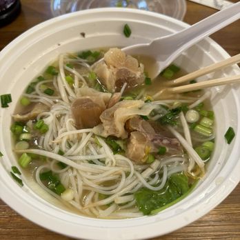 Pho Lover - Pho with beef tendon - Vietnamese Near Me - Schaumburg, Illinois Pho Lover - Pho with beef tendon - Vietnamese Near Me - Schaumburg, Illinois