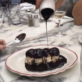 Le Diplomate - Ice cream with espresso chocolate sauce - Brasseries Near Me - Washington, DC, District of Columbia