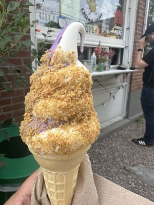 Little Gordo Creemee Stand by null