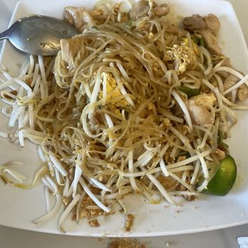 Thai Avenue - Pad Thai - Thai Near Me - Garden Grove, California Thai Avenue - Pad Thai - Thai Near Me - Garden Grove, California