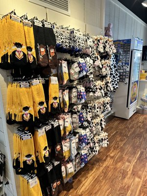 COWS Niagara-On-The-Lake by null