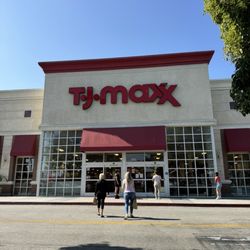 TJ Maxx - Outside