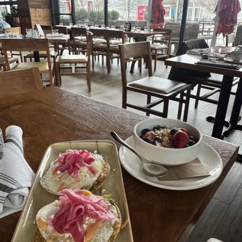 Barrel & Bushel - Bars Near Me - Tysons Corner, Virginia Barrel & Bushel - Bars Near Me - Tysons Corner, Virginia