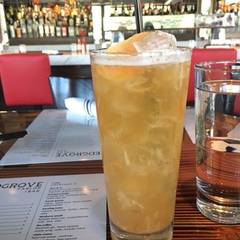 The Collins Small Batch Kitchen - Twisted Shandy: home grown. Sunbru + vodka + grapefruit + twist - Bars Near Me - Phoenix, Arizona