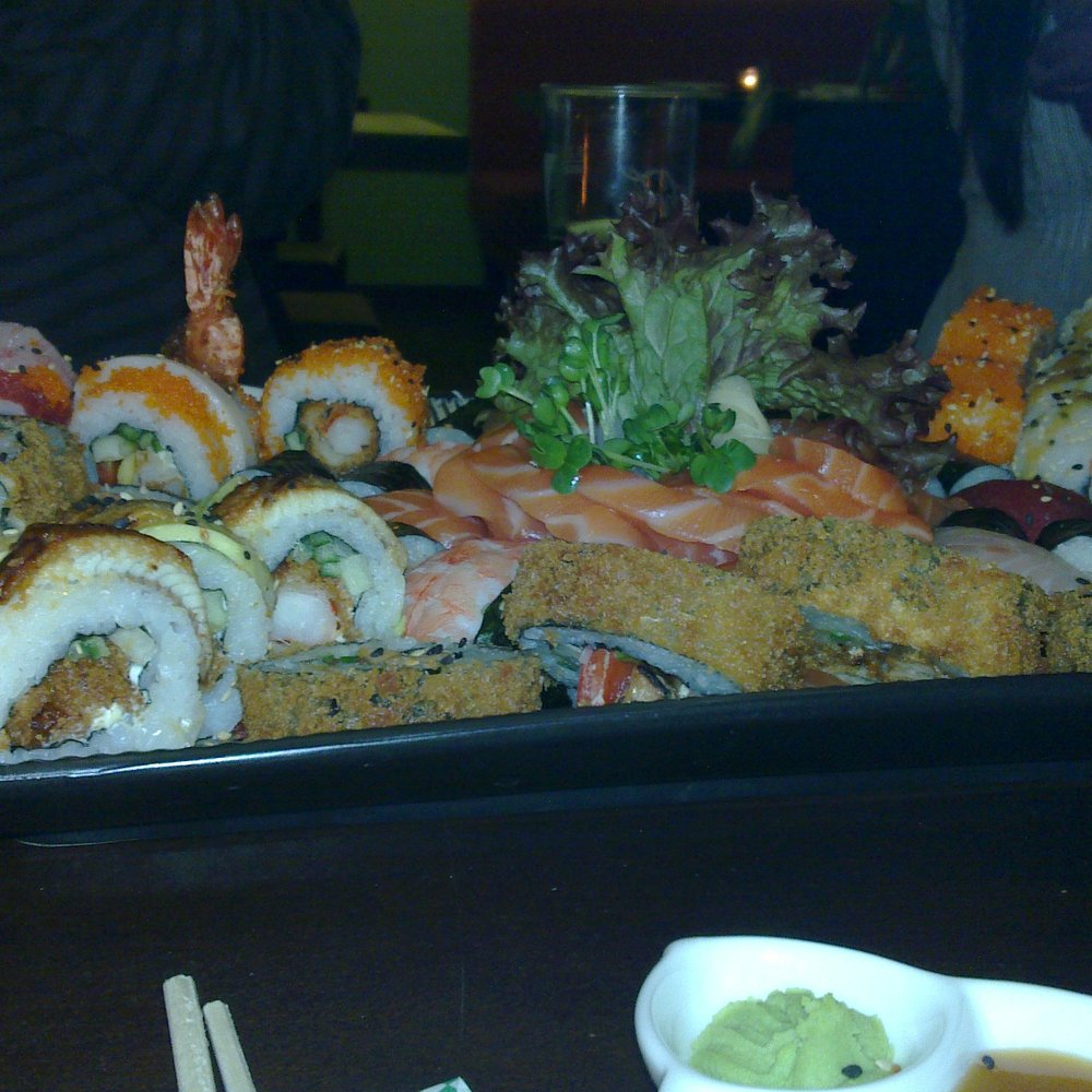 Mateo-Looi Sushi Restaurant - Sushi Bars Near Me - Berlin, BE
