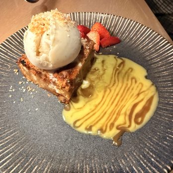 Boatyard - Bread pudding - New American Near Me - Fort Lauderdale, Florida