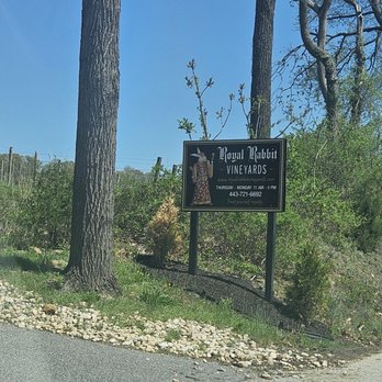 Royal Rabbit Vineyard - Street Signage - Wineries Near Me - Parkton, Maryland