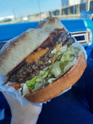 Don & Jo's Drive-In by null