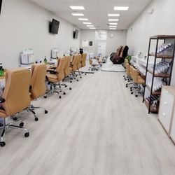 Injoy nails & spa
