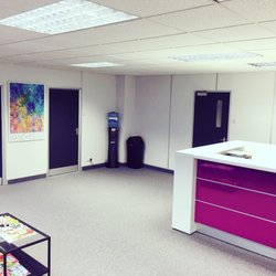 Lindsay Beardsworth, DC - Salford Chiropractic Clinic - Relocated Salford Chiropractic Clinic Wellness Centre reception