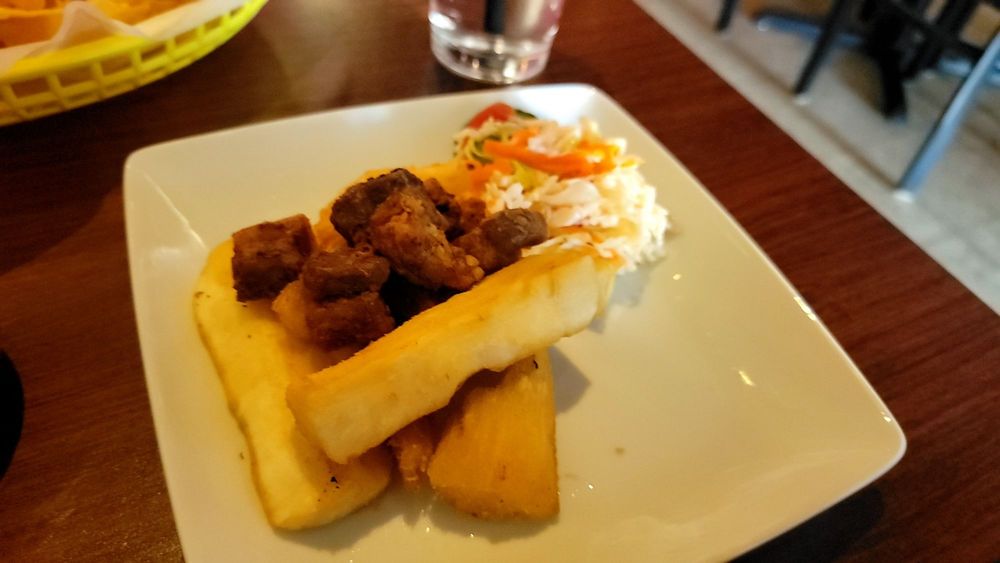 El Lucero Salvadoran & Mexican Restaurant