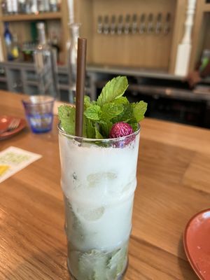 Pearl & Lime by null