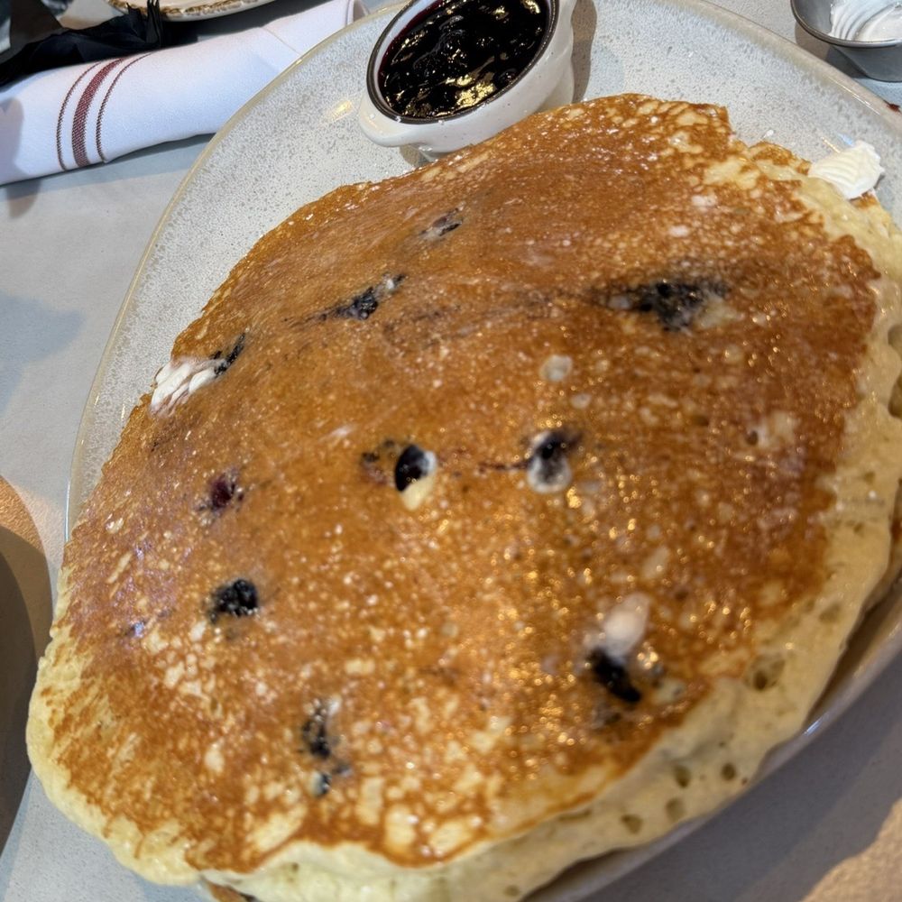 Gus's BBQ - Blueberry Pancakes - Barbeque Near Me - Porter Ranch, California