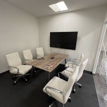 Pro Houzfix - Wall TV installation in Sherman Oaks office. - Handyman Near Me - Los Angeles, California Pro Houzfix - Wall TV installation in Sherman Oaks office. - Handyman Near Me - Los Angeles, California