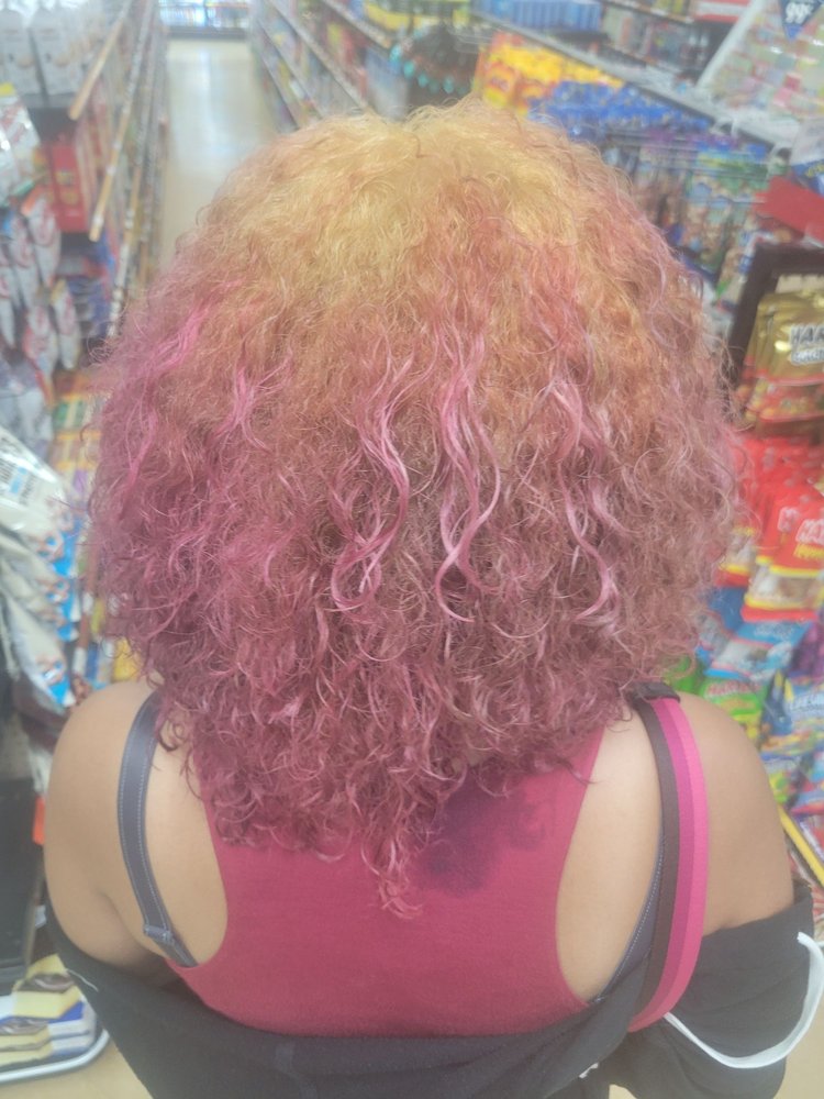 LA GLORIA SALON Updated August 2024 164 Photos & 10 Reviews 104 S