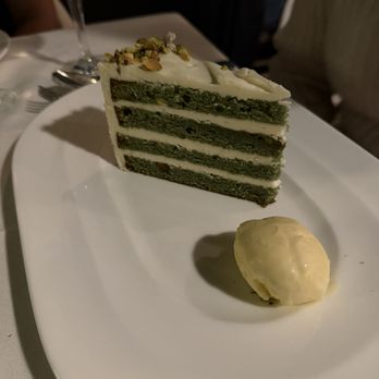 The Mountain House - Pistachio Cake - New American Near Me - Woodside, California