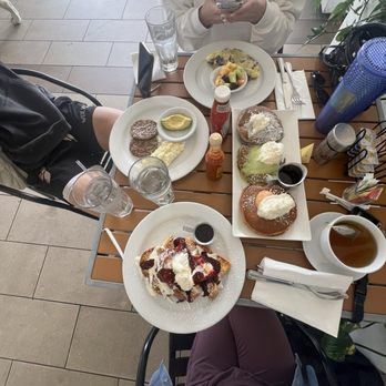 Bea Bea’s - French toast and trio pancakes - Coffee & Tea Near Me - Glendale, California Bea Bea’s - French toast and trio pancakes - Coffee & Tea Near Me - Glendale, California