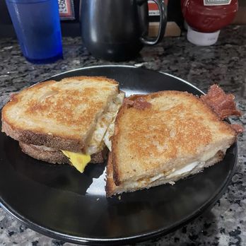 Root & Press - Egg and cheese sandwich - Cafes Near Me - Worcester, Massachusetts