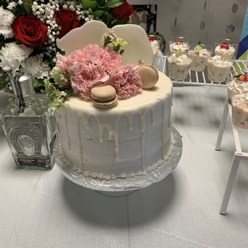 Cake Boutique - Cake I received. - Custom Cakes Near Me