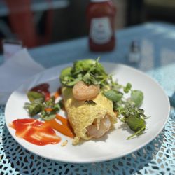 Archie's Tap & Table - Shrimp and avocado omelette