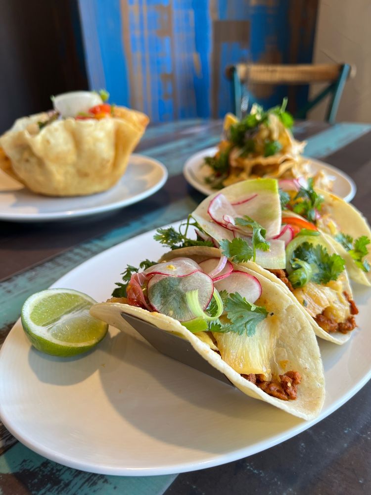 Los Amigos Mexican Grill & Tequila Bar