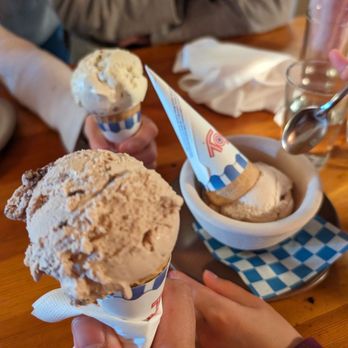 LOVELY’S FIFTY FIFTY - Updated August 2024 - 530 Photos & 533 Reviews - 4039 Mississippi Ave N