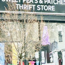 Sweet Pea's and Patches - Outside view of the store