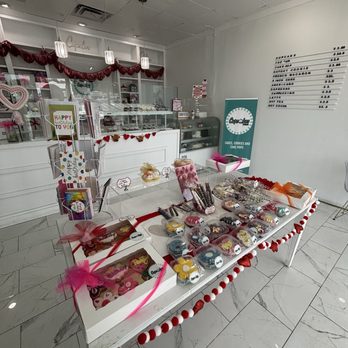 Cupcakes by Lu - Cupcakes Near Me - Bixby, Oklahoma
