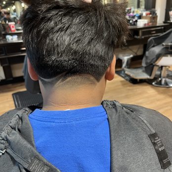 Fad8away Barbershop - Barbers Near Me - Orlando, Florida Fad8away Barbershop - Barbers Near Me - Orlando, Florida