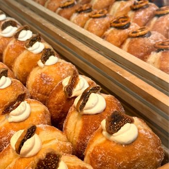 Good Lazy Donuts - Donuts Near Me - Issaquah, Washington