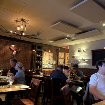 Fable Kitchen - Interior - Canadian (New) Near Me - Vancouver, British Columbia Fable Kitchen - Interior - Canadian (New) Near Me - Vancouver, British Columbia