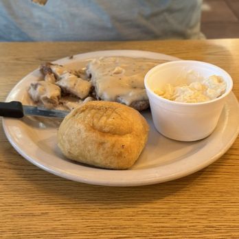Red Rock Restaurant - Country fried steak - American Near Me - Wall, South Dakota