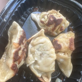Yoshinoya - NEW Gyoza (Gee-yo-zah) - Japanese Near Me - Maywood, California Yoshinoya - NEW Gyoza (Gee-yo-zah) - Japanese Near Me - Maywood, California