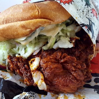 Howlin' Ray's - The perfect Nashville hot chicken sandwich(hot level) - Southern Near Me - Los Angeles, California Howlin' Ray's - The perfect Nashville hot chicken sandwich(hot level) - Southern Near Me - Los Angeles, California