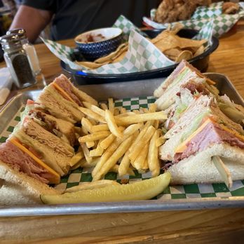 BoondocksPK Bar & Grill - Club sandwich - American Near Me - Graford, Texas