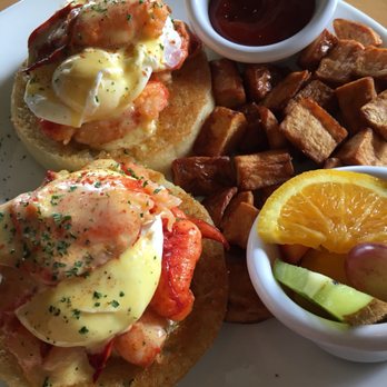 Testa's Bar & Grill - Seafood Near Me - Bar Harbor, Maine Testa's Bar & Grill - Seafood Near Me - Bar Harbor, Maine