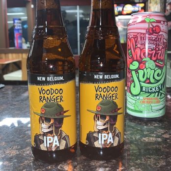Huron Straw Hat Pizza - Pizza Near Me - Huron, California