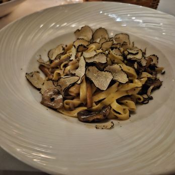 Piccolo Sogno - Mushroom spaghetti - Italian Near Me - Chicago, Illinois Piccolo Sogno - Mushroom spaghetti - Italian Near Me - Chicago, Illinois