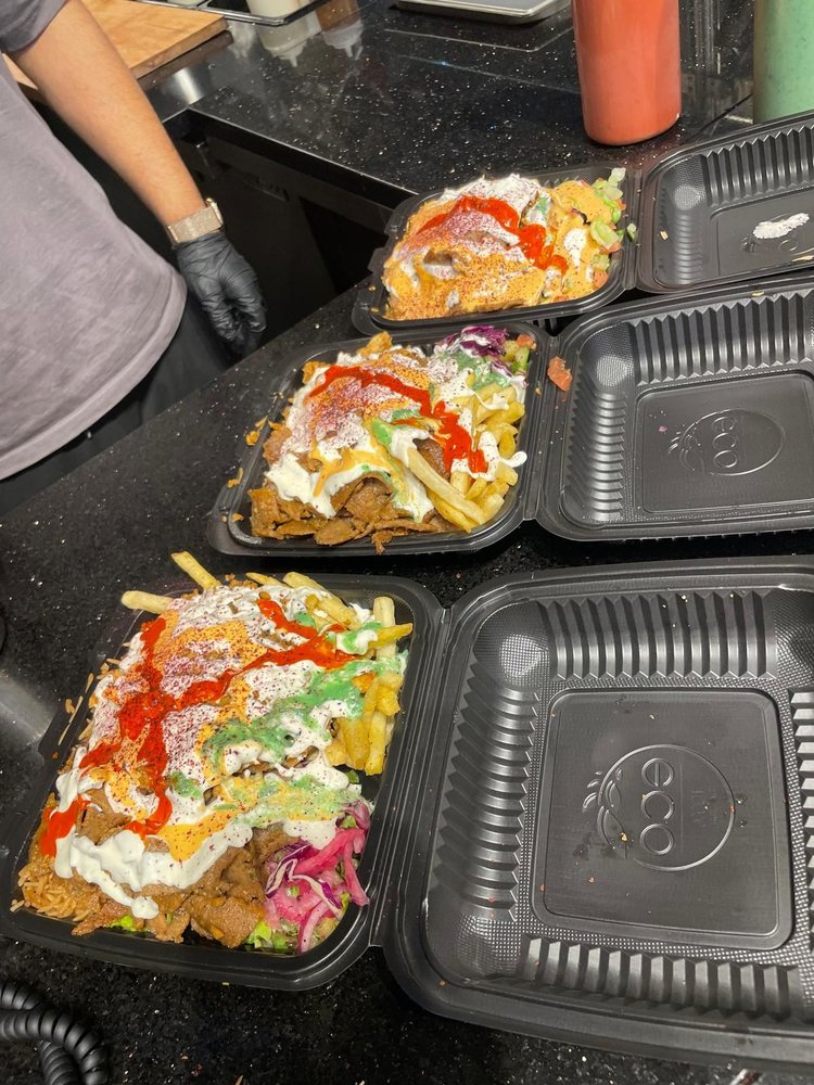 Food from Shawarma Bay