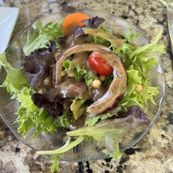 Consiglio's Restaurant - House Salad-nice dressing - Italian Near Me - New Haven, Connecticut Consiglio's Restaurant - House Salad-nice dressing - Italian Near Me - New Haven, Connecticut