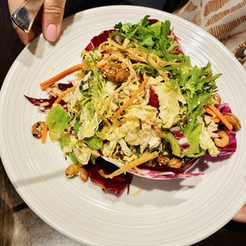 1228 Main - Chinois Chicken Salad - Bakeries Near Me - Las Vegas, Nevada