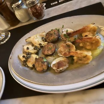 Tony's Di Napoli - sampler appetizer - Italian Near Me - New York, New York Tony's Di Napoli - sampler appetizer - Italian Near Me - New York, New York