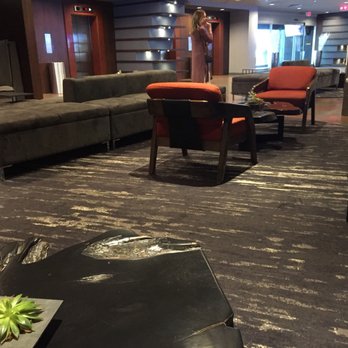 Toronto Marriott City Centre Hotel - Hotels Near Me - Toronto, Ontario