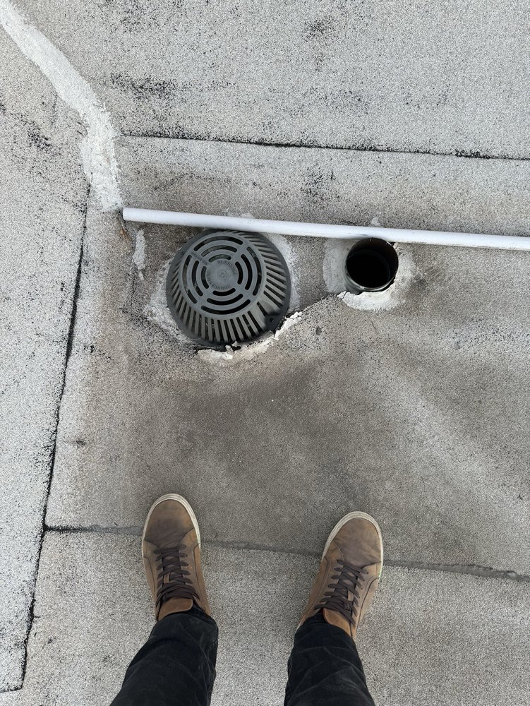 Slide of Horacio’s Roofing