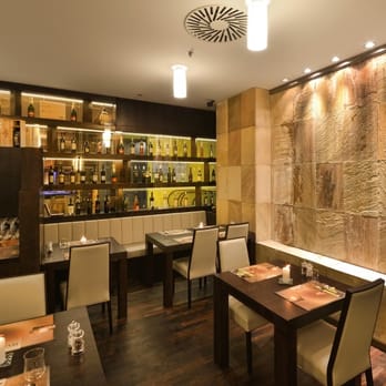 Ristorante Piazza - Pizza Near Me - Brno, JM Ristorante Piazza - Pizza Near Me - Brno, JM