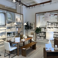 Williams-Sonoma