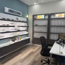 Visual Health - Interior Photos Clarendon Office