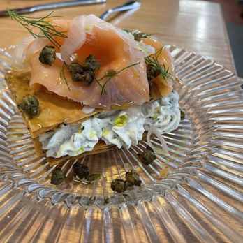 Canard - Oregon City - Salmon mill feuille - French Near Me - Oregon City, Oregon Canard - Oregon City - Salmon mill feuille - French Near Me - Oregon City, Oregon