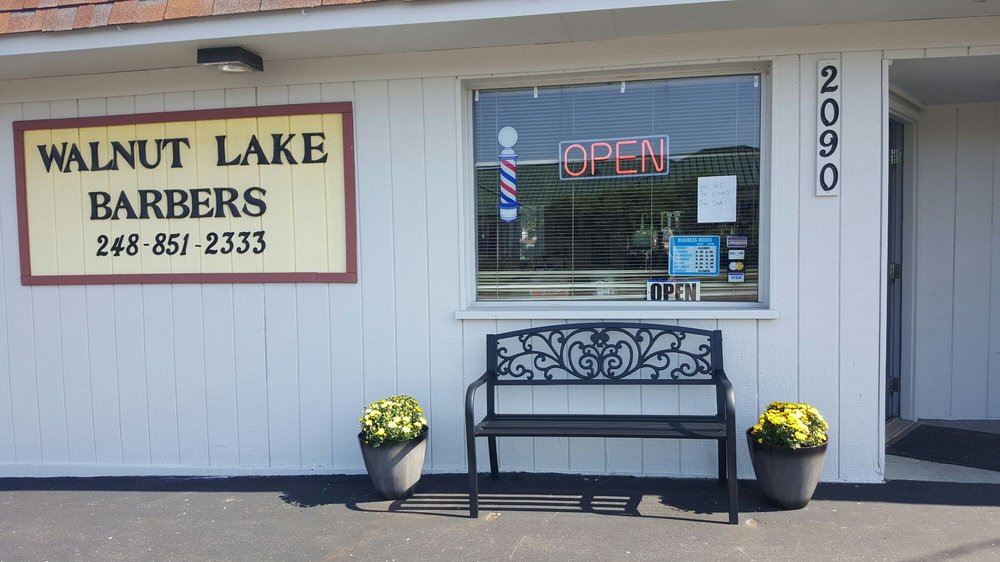 WALNUT LAKE BARBER SHOP Updated October 2024 16 Reviews 2090
